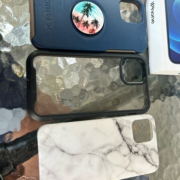 For iPhone 12, 12 PRO 5 phone cases & BOX bundle OTTERBOX - Picture 4 of 4